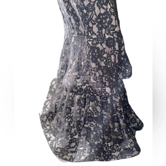 BLACK LACE OVERLAY FLOOR LENGTH TEIRED RUFFLED MERMAID GOWN BY WINDSOR SIZE L - Picture 11 of 14
